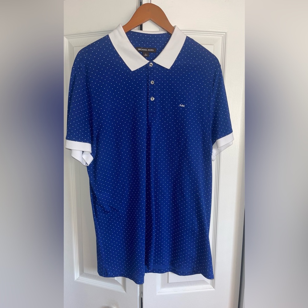 Michael Kors men Polo shirt, this shirt basically brand new,Only wore it one day